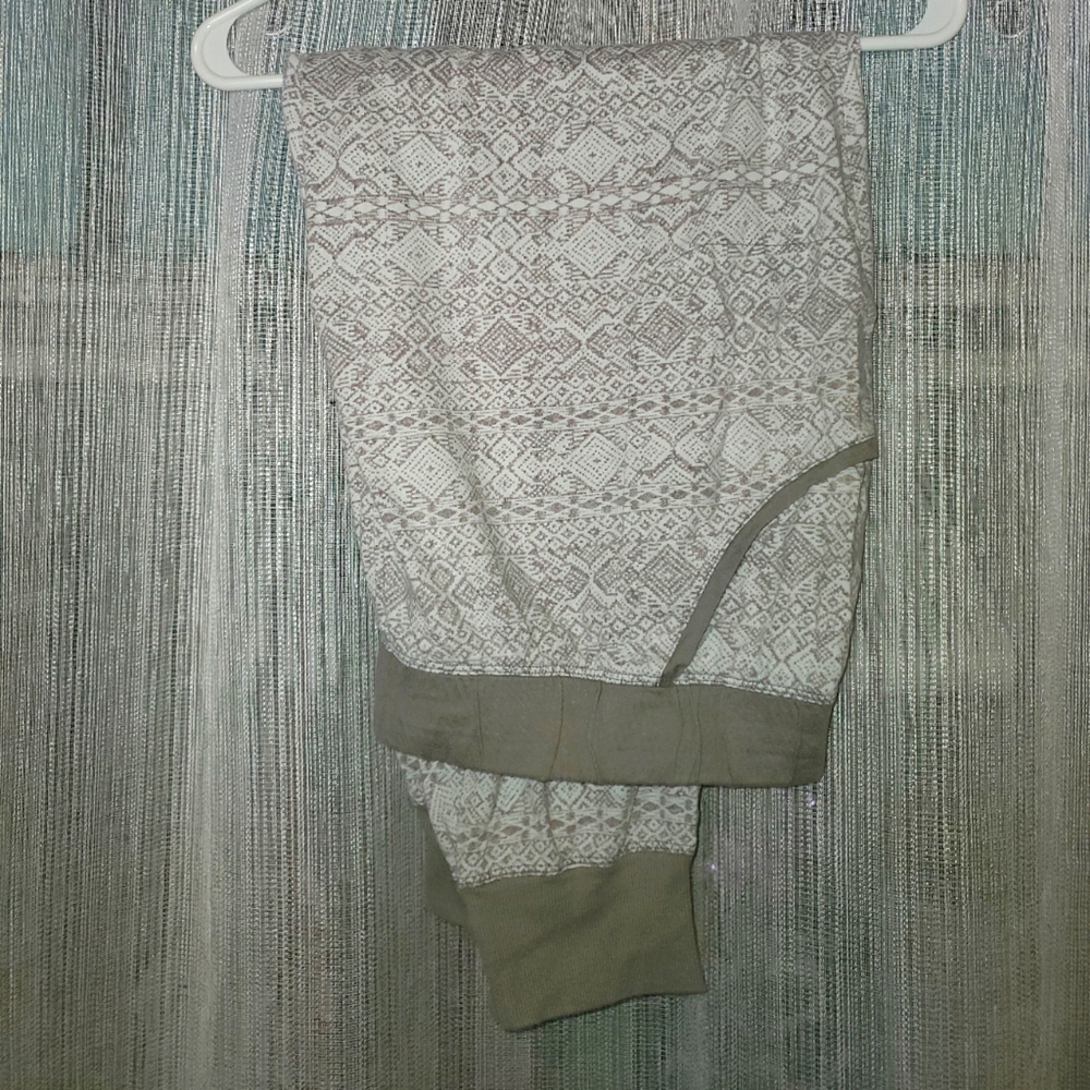 Lane Bryant, 22/24, white with grey pattern